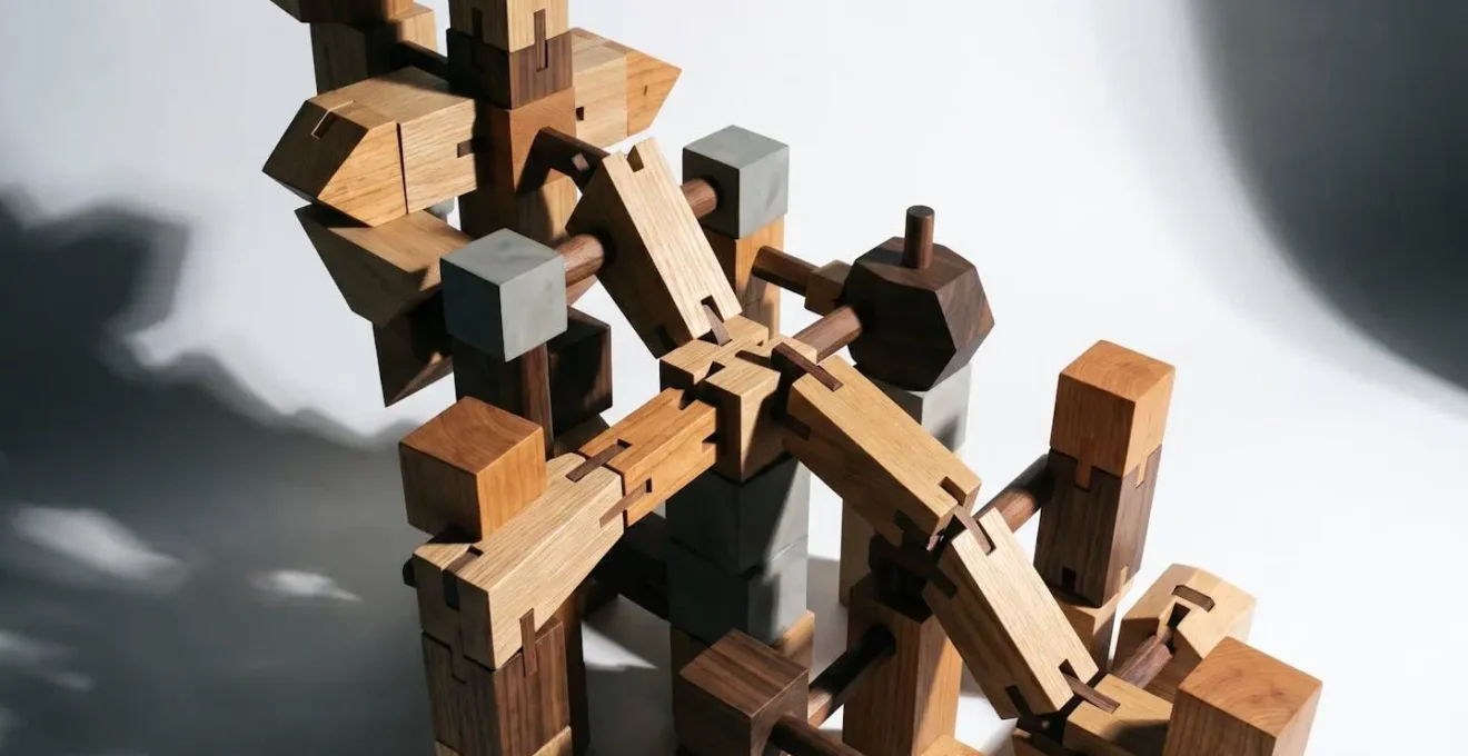 Abstract representation of expandable data structures and dynamic connections